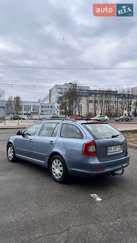 Универсал Skoda Octavia 2011 в Кропивницком
