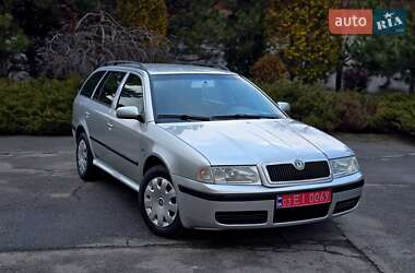 Універсал Skoda Octavia 2009 в Полтаві