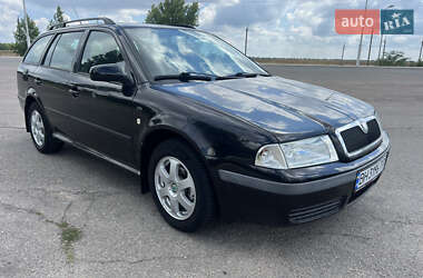 Универсал Skoda Octavia 2002 в Измаиле