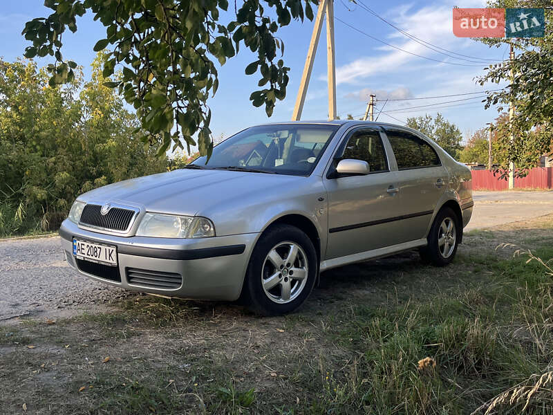 Лифтбек Skoda Octavia 2004 в Верхнеднепровске
