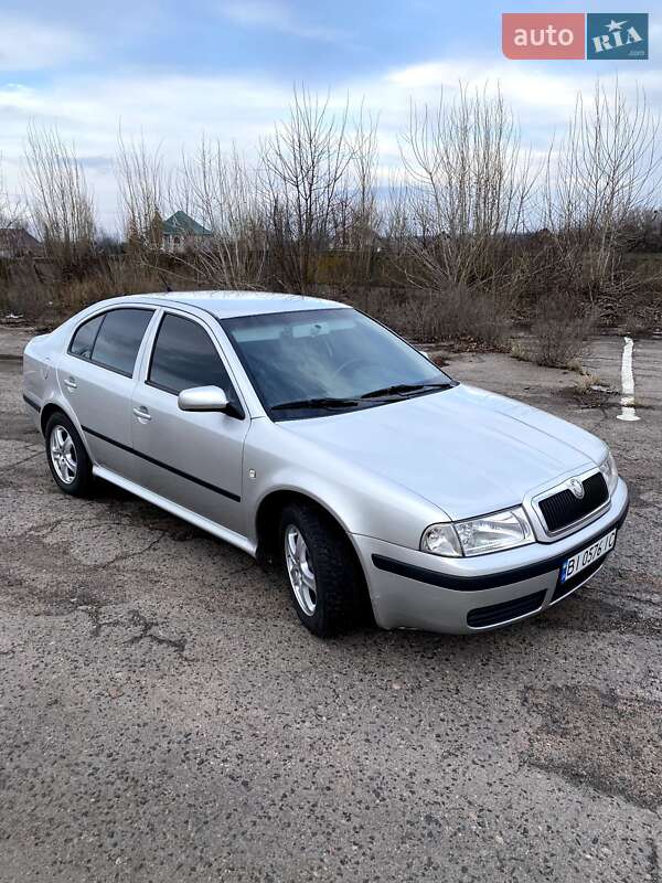 Ліфтбек Skoda Octavia 2005 в Нових Санжарах