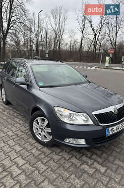 Універсал Skoda Octavia 2011 в Калуші