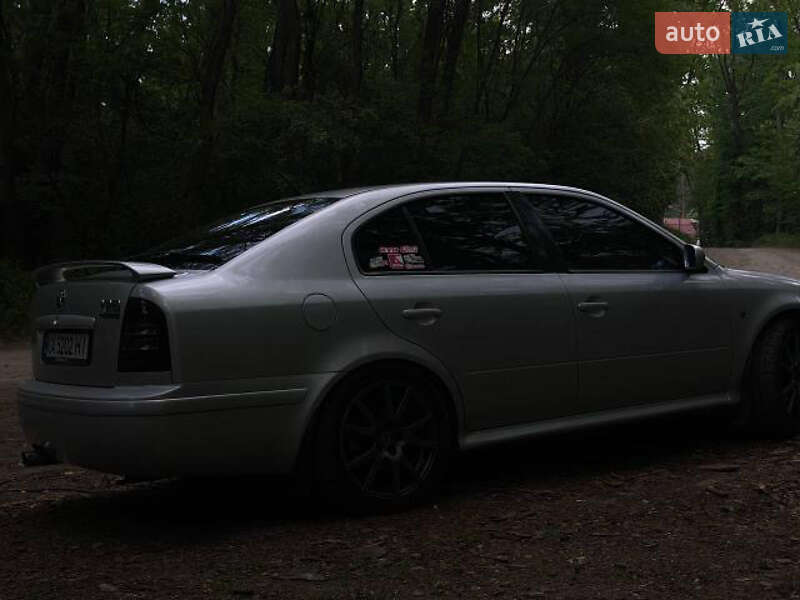 Ліфтбек Skoda Octavia 2001 в Києві