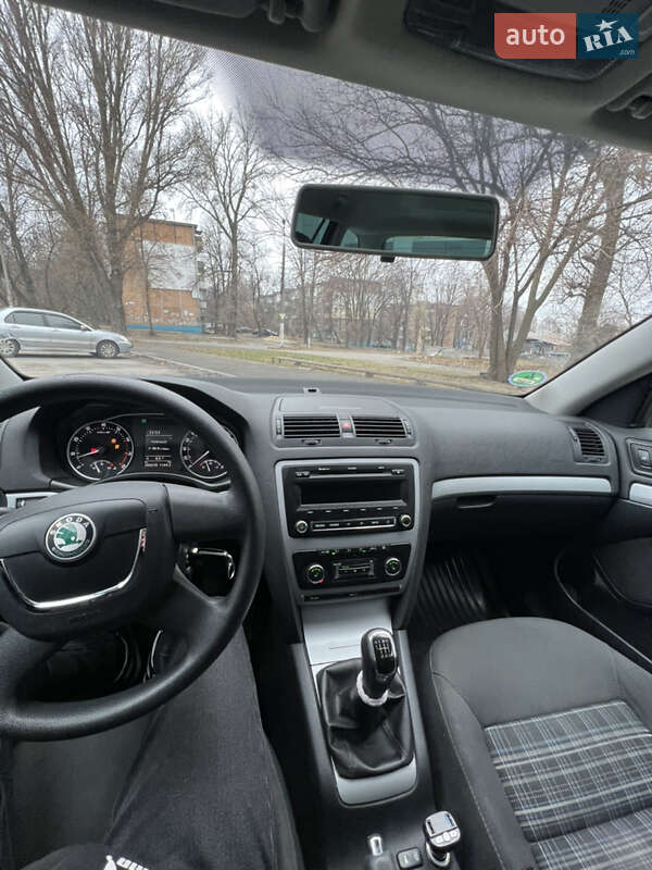 Универсал Skoda Octavia 2012 в Каменском