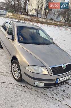 Лифтбек Skoda Octavia 2007 в Ромнах