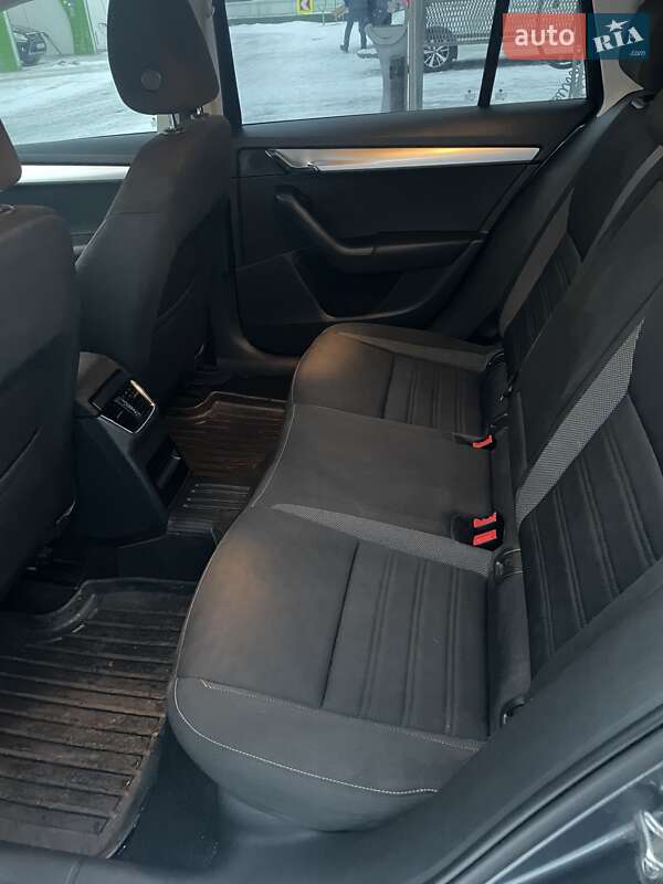 Универсал Skoda Octavia 2017 в Золочеве фото 17 Универсал Skoda Octavia 2017 в Золочеве