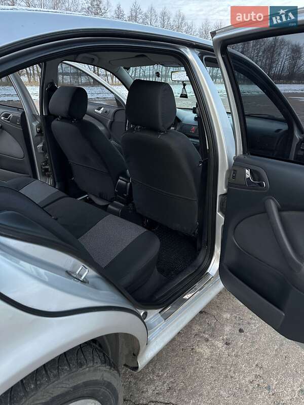 Лифтбек Skoda Octavia 2006 в Куликовке