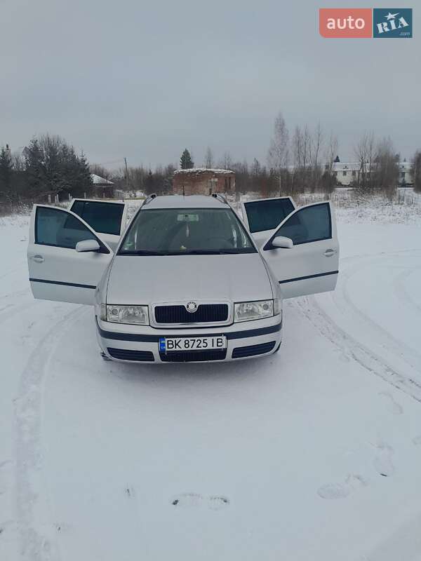 Універсал Skoda Octavia 2003 в Рокитному