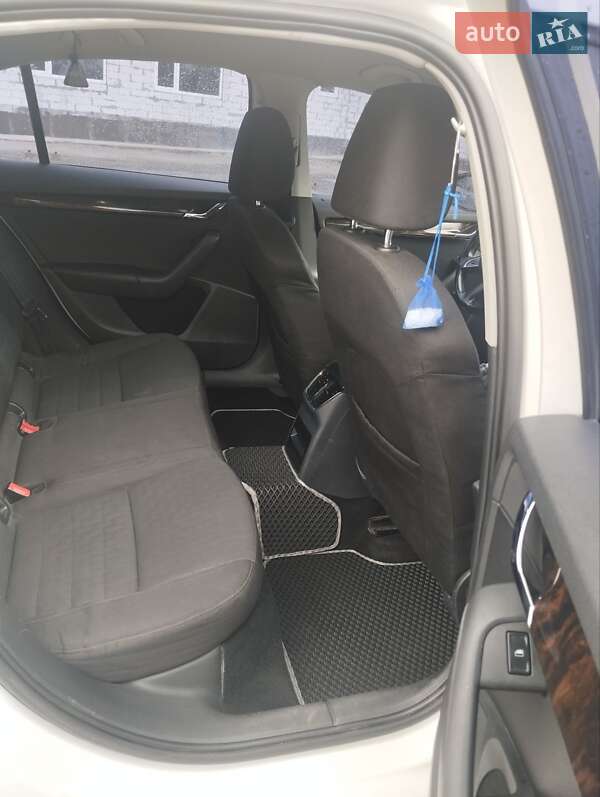 Ліфтбек Skoda Octavia 2013 в Запоріжжі