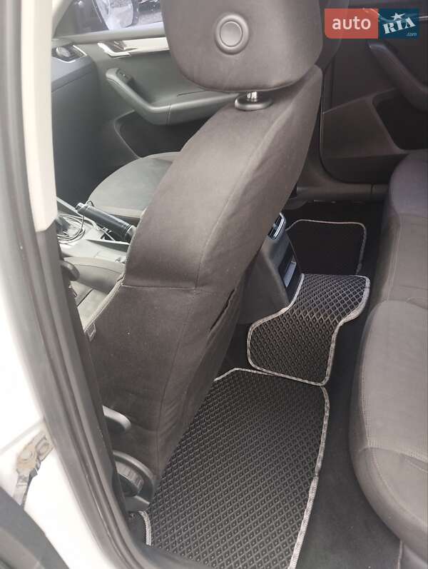 Ліфтбек Skoda Octavia 2013 в Запоріжжі