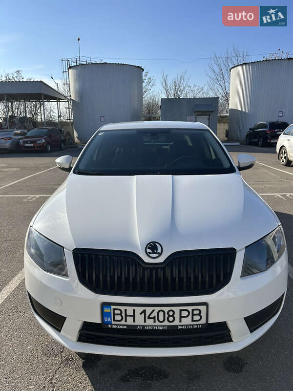 Лифтбек Skoda Octavia 2013 в Одессе