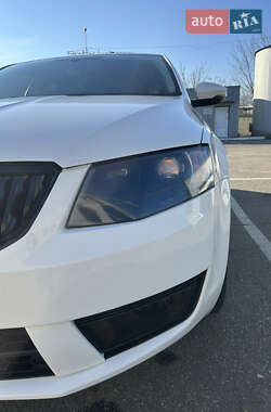 Лифтбек Skoda Octavia 2013 в 