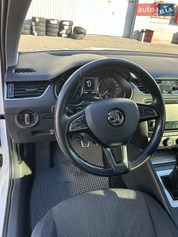 Лифтбек Skoda Octavia 2013 в Одессе