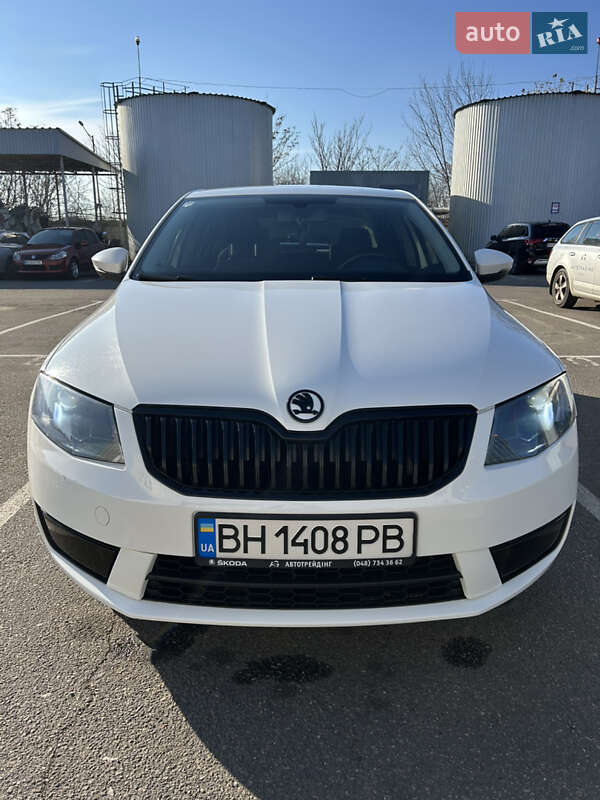 Лифтбек Skoda Octavia 2013 в Одессе