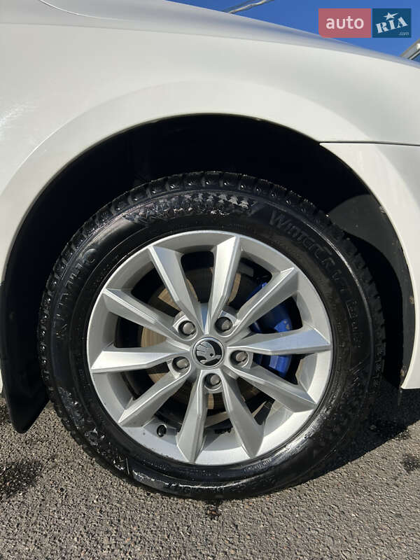 Лифтбек Skoda Octavia 2013 в Одессе