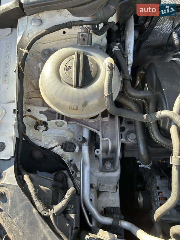 Лифтбек Skoda Octavia 2013 в Одессе