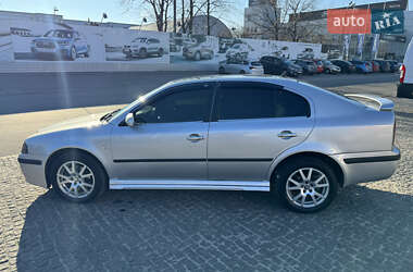 Ліфтбек Skoda Octavia 2002 в Дніпрі