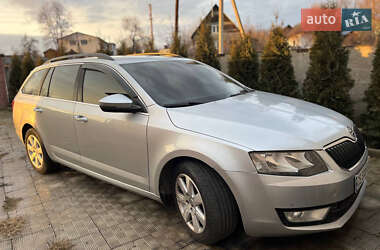 Универсал Skoda Octavia 2014 в Хотине