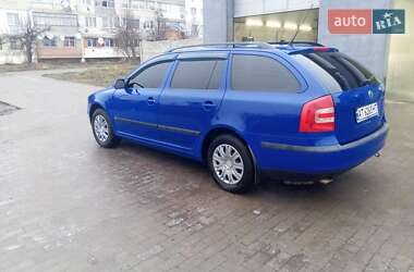 Универсал Skoda Octavia 2006 в Новой Водолаге