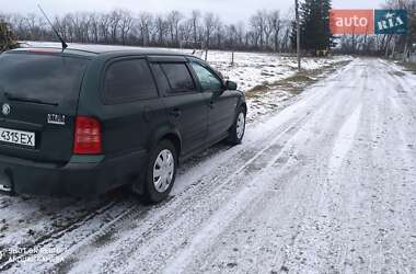 Универсал Skoda Octavia 2002 в Кельменцах