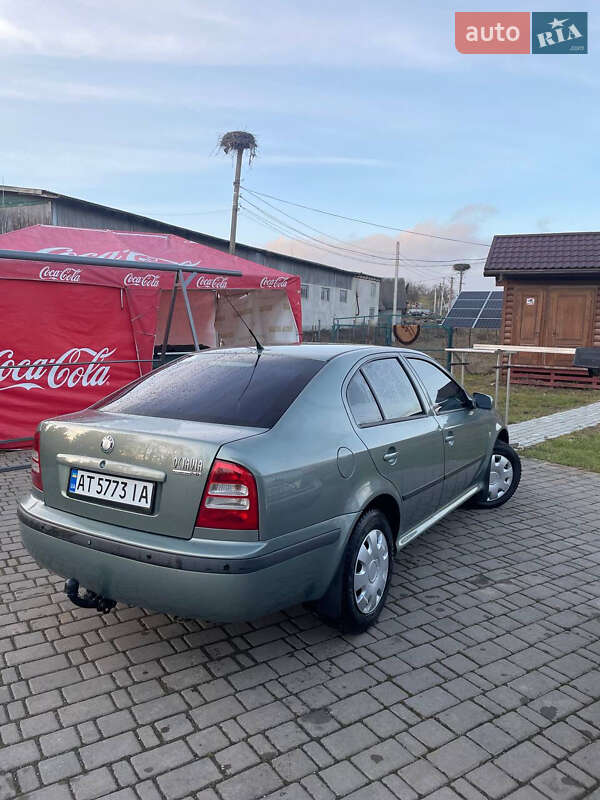 Лифтбек Skoda Octavia 2002 в Ивано-Франковске