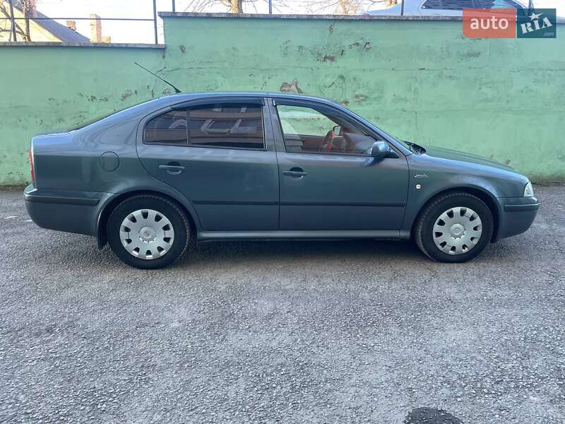 Ліфтбек Skoda Octavia 2004 в Чемерівцях