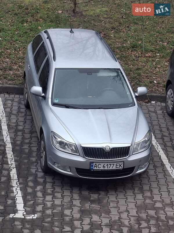 Універсал Skoda Octavia 2009 в Луцьку