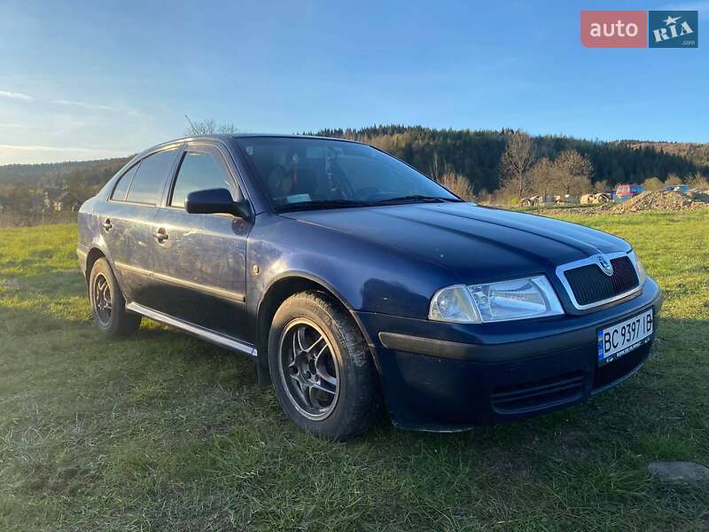 Лифтбек Skoda Octavia 2001 в Львове