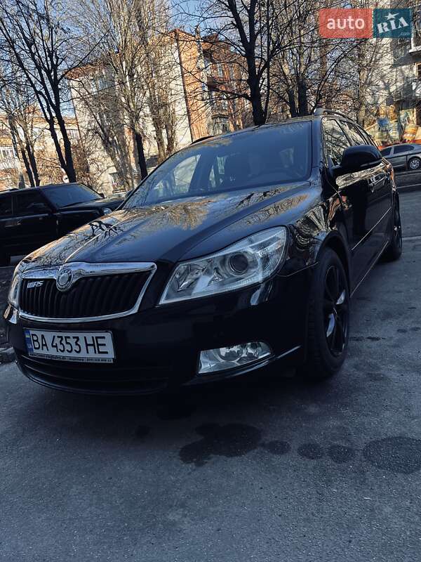 Универсал Skoda Octavia 2009 в Кропивницком