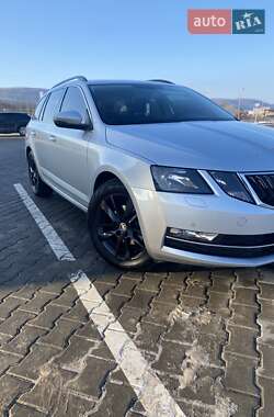 Универсал Skoda Octavia 2018 в Золочеве