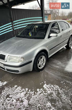 Ліфтбек Skoda Octavia 2005 в Коростені