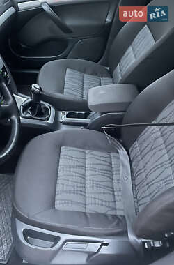Универсал Skoda Octavia 2010 в 