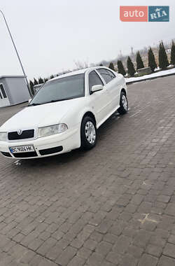 Ліфтбек Skoda Octavia 2003 в Городку