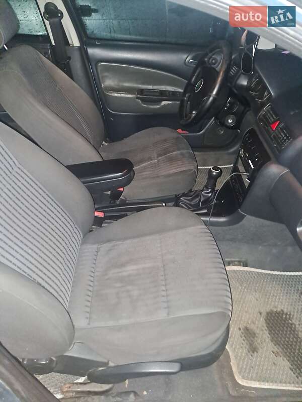 Ліфтбек Skoda Octavia 2002 в Богуславі