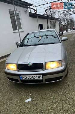 Ліфтбек Skoda Octavia 2002 в Хусті