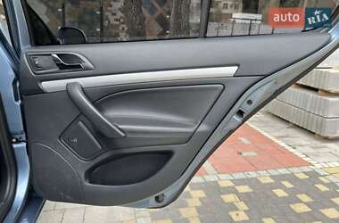 Лифтбек Skoda Octavia 2011 в 