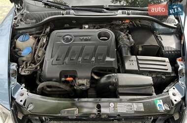 Лифтбек Skoda Octavia 2011 в 