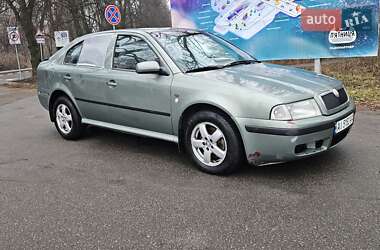 Ліфтбек Skoda Octavia 2002 в Києві