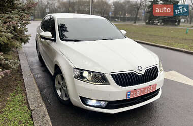 Ліфтбек Skoda Octavia 2015 в Миколаєві