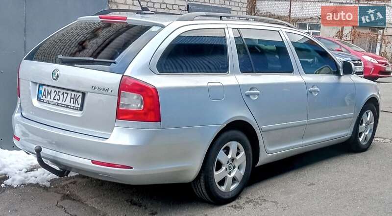 Універсал Skoda Octavia 2011 в Рахові