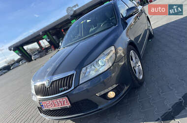 Універсал Skoda Octavia 2010 в Луцьку