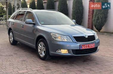 Универсал Skoda Octavia 2012 в Стрые