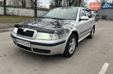 Лифтбек Skoda Octavia 2006 в Житомире