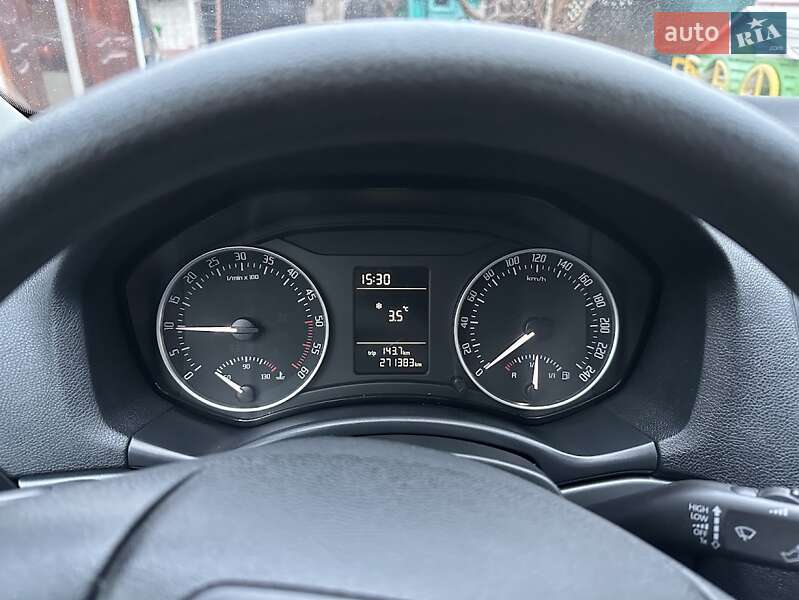 Ліфтбек Skoda Octavia 2011 в Чернігові