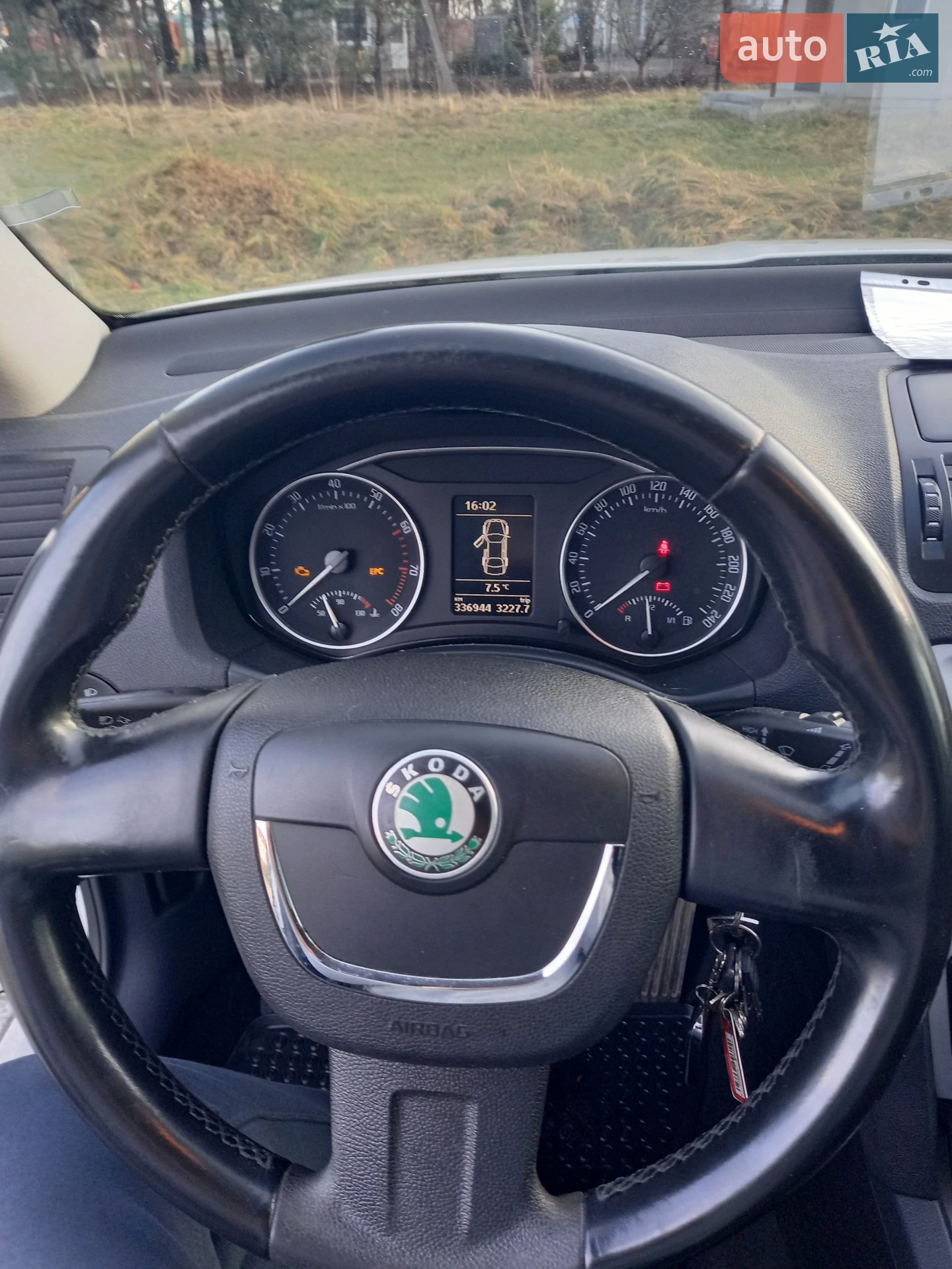 2011 Skoda Octavia - мініатюра 10