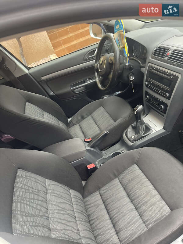 Універсал Skoda Octavia 2012 в Іршаві