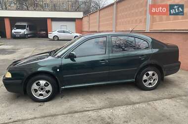 Лифтбек Skoda Octavia 2003 в Кривом Роге