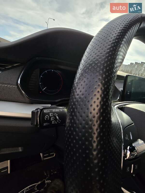 Универсал Skoda Octavia 2021 в Ровно