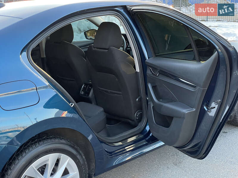 Лифтбек Skoda Octavia 2021 в Ирпене
