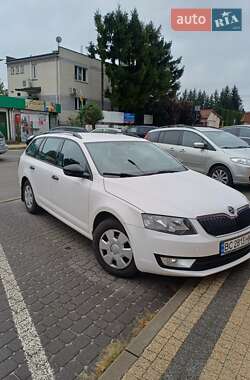 Універсал Skoda Octavia 2015 в Дрогобичі